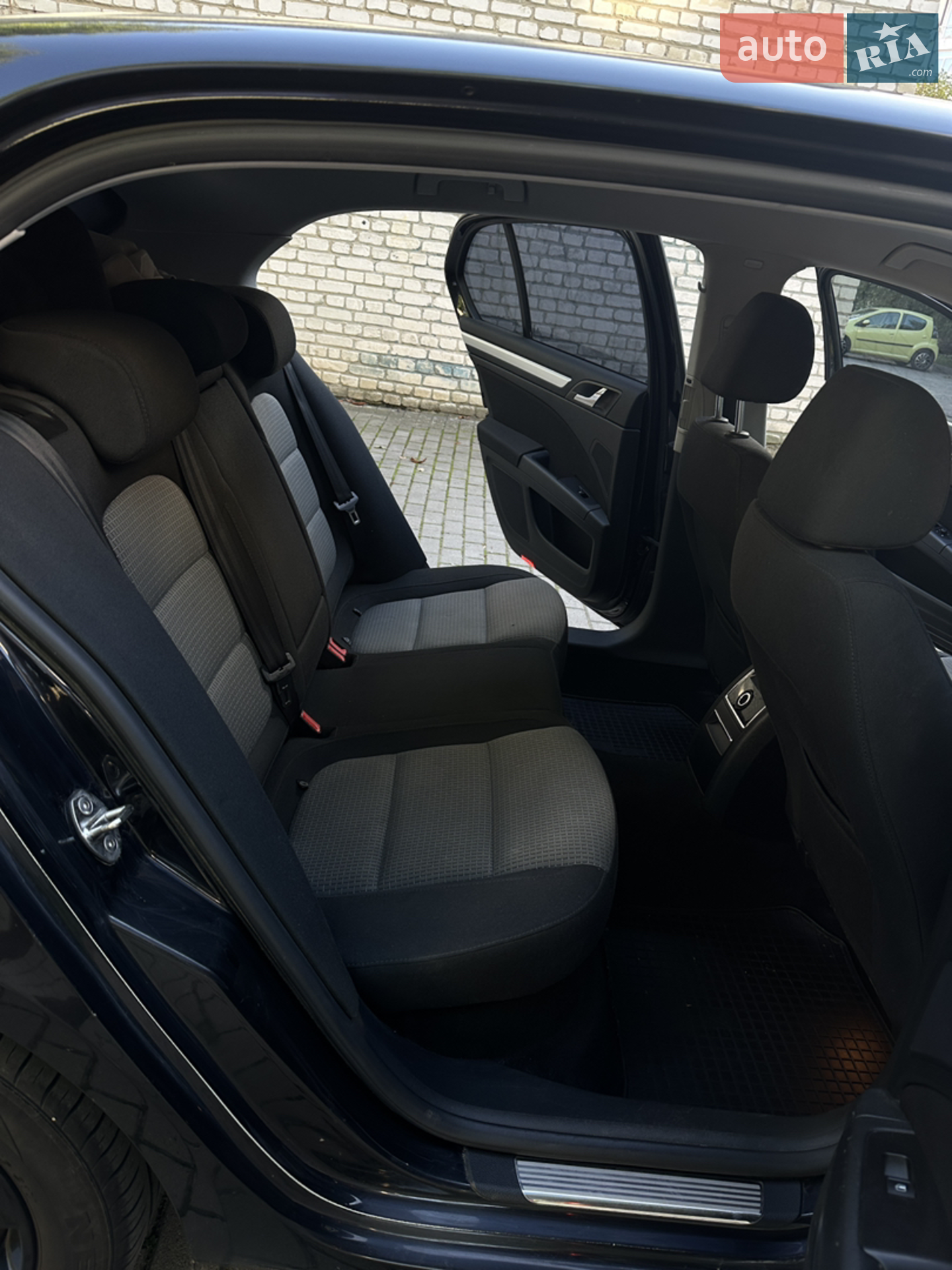 2012 Skoda Superb - мініатюра 8