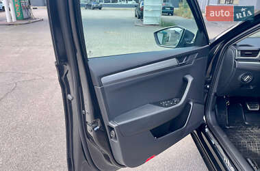 Лифтбек Skoda Superb 2018 в 