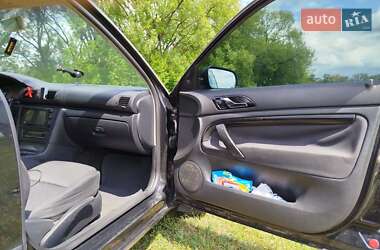 Лифтбек Skoda Superb 2004 в 