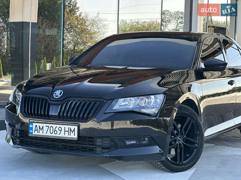 Лифтбек Skoda Superb 2018 в Звягеле