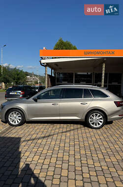 Универсал Skoda Superb 2016 в 