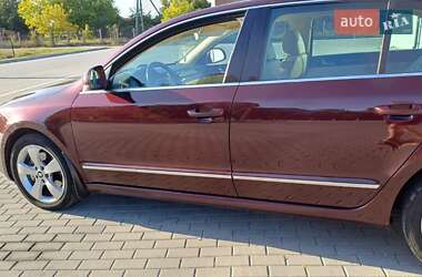 Лифтбек Skoda Superb 2009 в 