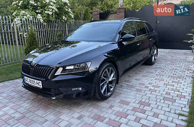 Универсал Skoda Superb 2018 в 