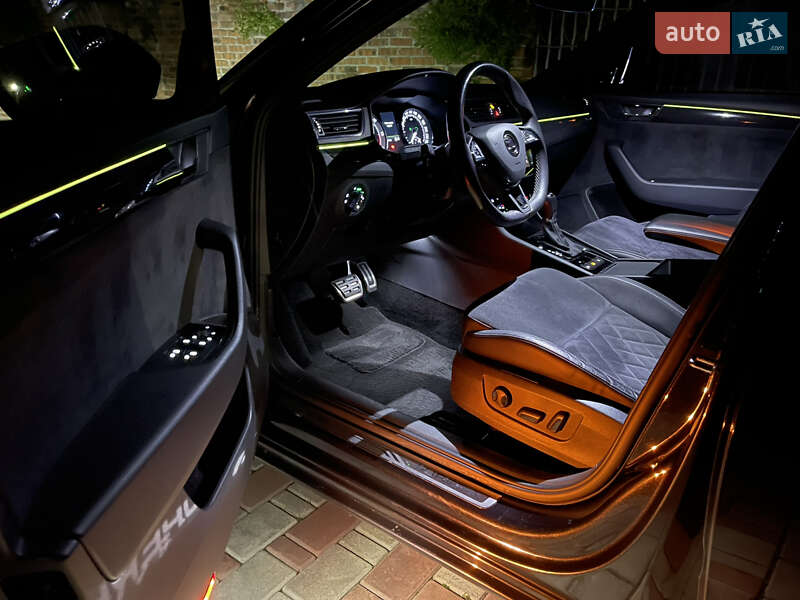 Универсал Skoda Superb 2018 в Луцке