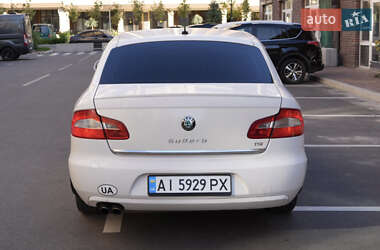 Лифтбек Skoda Superb 2010 в 