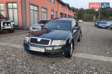 Лифтбек Skoda Superb 2003 в Тячеве