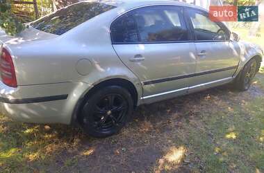 Лифтбек Skoda Superb 2005 в 