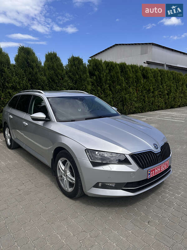 Универсал Skoda Superb 2018 в Кременце