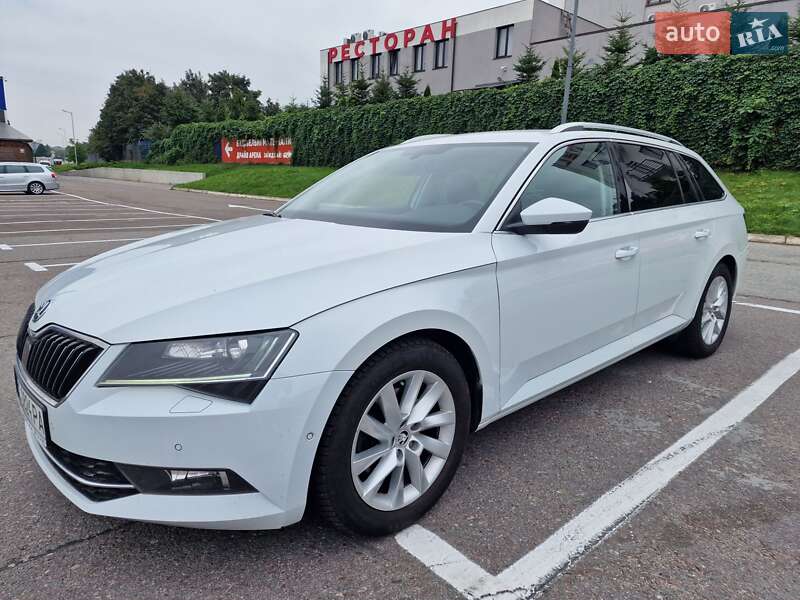 Универсал Skoda Superb 2017 в Львове фото 7 Универсал Skoda Superb 2017 в Львове