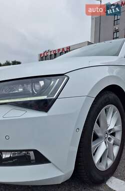 Универсал Skoda Superb 2017 в 