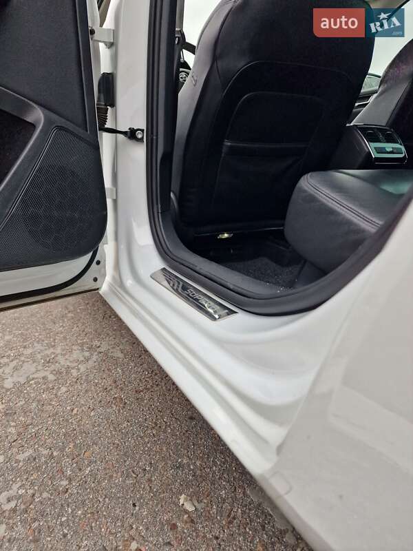 Универсал Skoda Superb 2017 в Львове фото 103 Универсал Skoda Superb 2017 в Львове