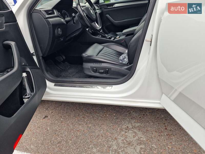 Универсал Skoda Superb 2017 в Львове фото 109 Универсал Skoda Superb 2017 в Львове