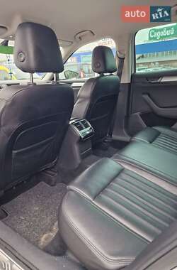 Универсал Skoda Superb 2017 в 
