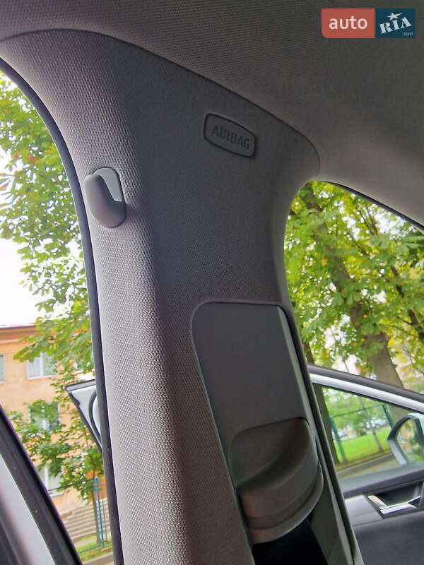 Универсал Skoda Superb 2017 в Львове фото 82 Универсал Skoda Superb 2017 в Львове