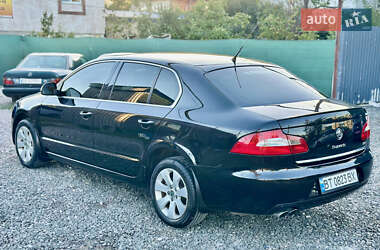 Лифтбек Skoda Superb 2009 в 