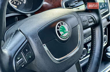 Лифтбек Skoda Superb 2009 в 