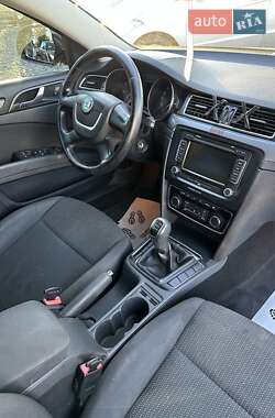 Лифтбек Skoda Superb 2010 в 