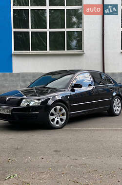 Ліфтбек Skoda Superb 2006 в Ромнах