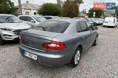 Лифтбек Skoda Superb 2012 в 
