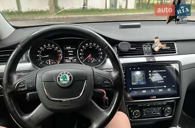 Универсал Skoda Superb 2011 в 