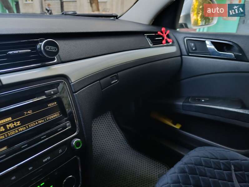 Лифтбек Skoda Superb 2008 в Сумах