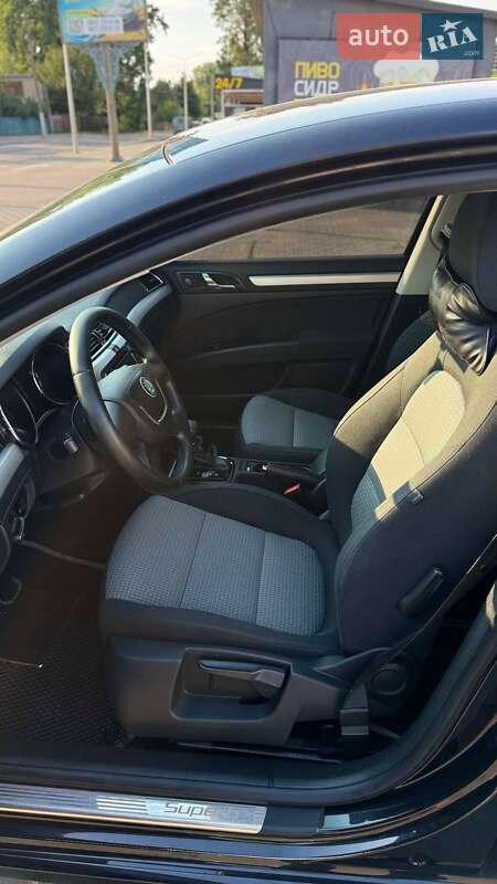 Универсал Skoda Superb 2012 в Киеве