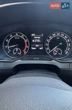 Лифтбек Skoda Superb 2018 в 