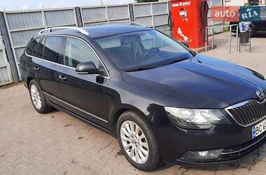 Универсал Skoda Superb 2013 в 