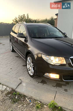 Универсал Skoda Superb 2011 в 