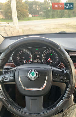 Универсал Skoda Superb 2011 в 