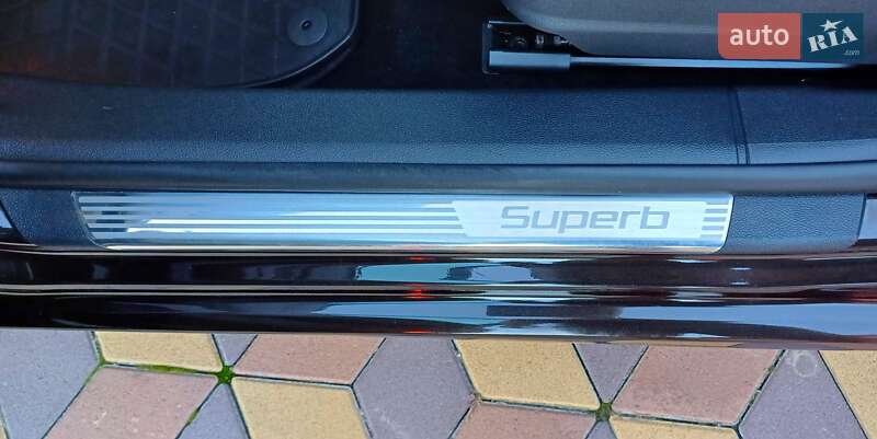 Универсал Skoda Superb 2014 в Сарнах