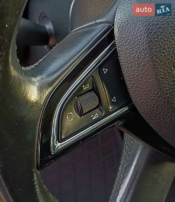 Универсал Skoda Superb 2014 в Сарнах