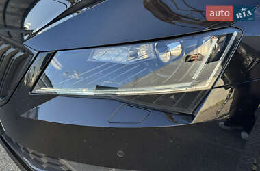 Лифтбек Skoda Superb 2017 в 