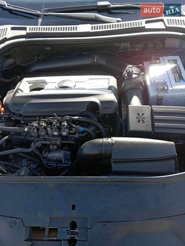 Лифтбек Skoda Superb 2010 в Березанке