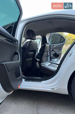 Лифтбек Skoda Superb 2016 в 