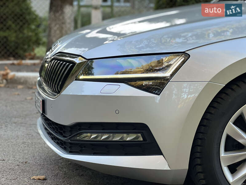 Универсал Skoda Superb 2019 в Дубно
