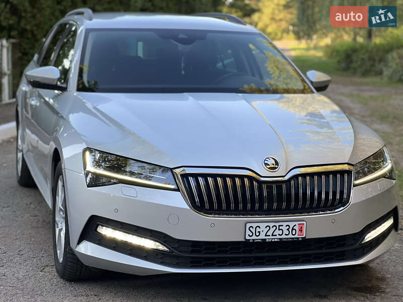 Универсал Skoda Superb 2019 в Дубно