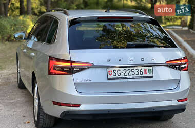 Универсал Skoda Superb 2019 в 