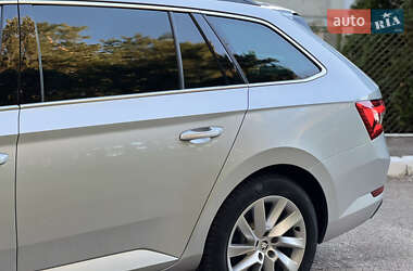 Универсал Skoda Superb 2019 в 