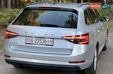 Универсал Skoda Superb 2019 в 