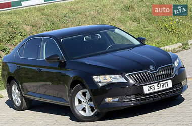 Лифтбек Skoda Superb 2019 в 