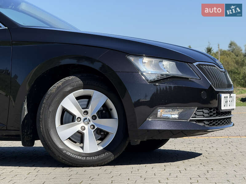 Лифтбек Skoda Superb 2019 в Стрые