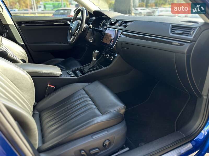 Универсал Skoda Superb 2017 в Киеве