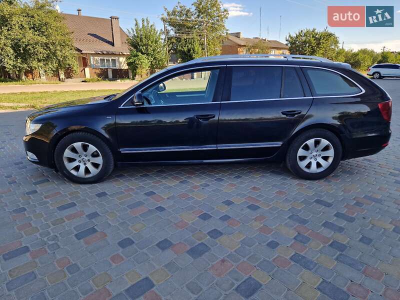 Универсал Skoda Superb 2013 в Житомире
