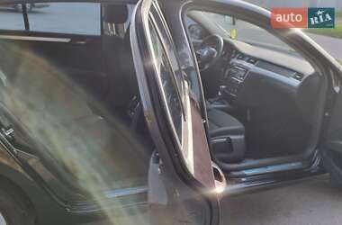 Лифтбек Skoda Superb 2014 в 