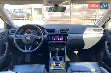 Лифтбек Skoda Superb 2019 в 