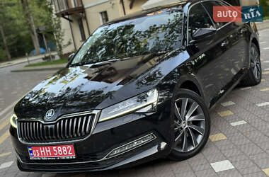 Лифтбек Skoda Superb 2021 в 