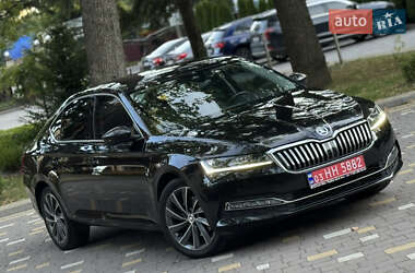 Лифтбек Skoda Superb 2021 в 