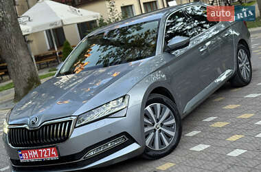 Лифтбек Skoda Superb 2021 в 