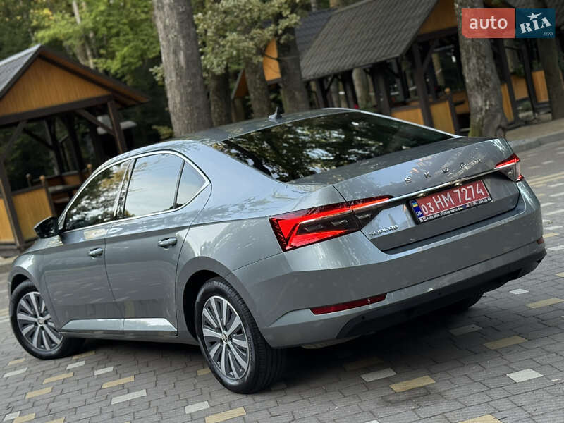 Лифтбек Skoda Superb 2021 в Трускавце